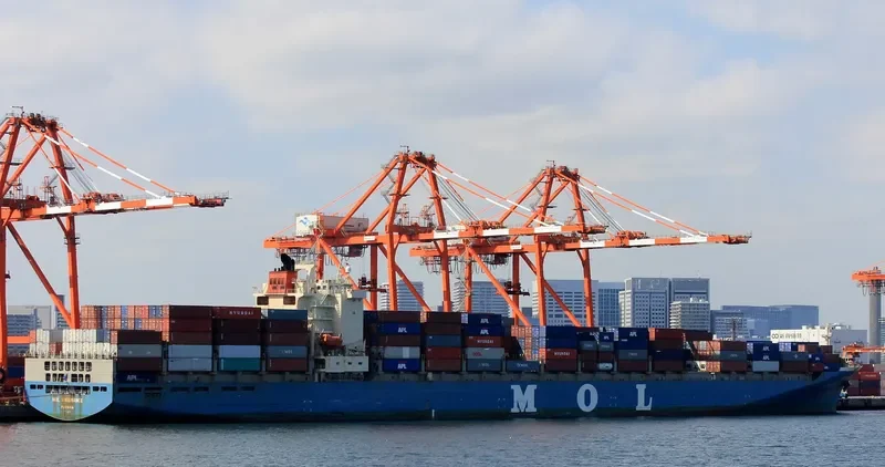 AL ENDURANCE Container Ship IMO 9261736 photo 2