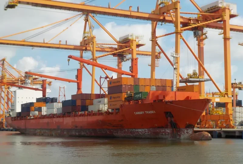 CARDIFF TRADER Container Ship IMO 9261815 photo 4