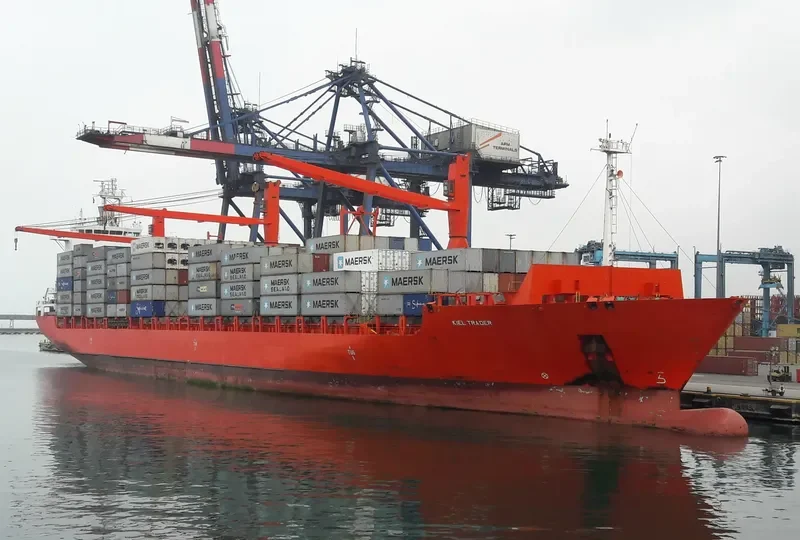 KIEL TRADER Container Ship IMO 9261827 photo 2
