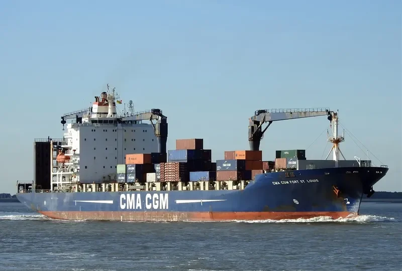 CMA CGM FORT ST LOUIS Container Ship IMO 9261889 photo 8