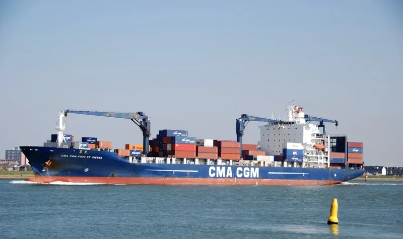 CMA CGM FORT ST PIERRE Container Ship IMO 9261891 photo 9