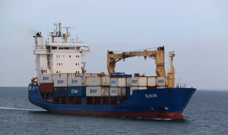 JULIAN Container Ship IMO 9261994