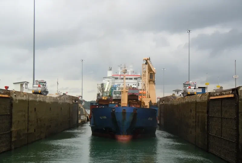 LORCON ILOILO Container Ship IMO 9262015 photo 5