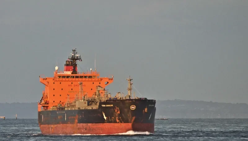 TORM CAROLINE Tanker IMO 9262091 photo 6