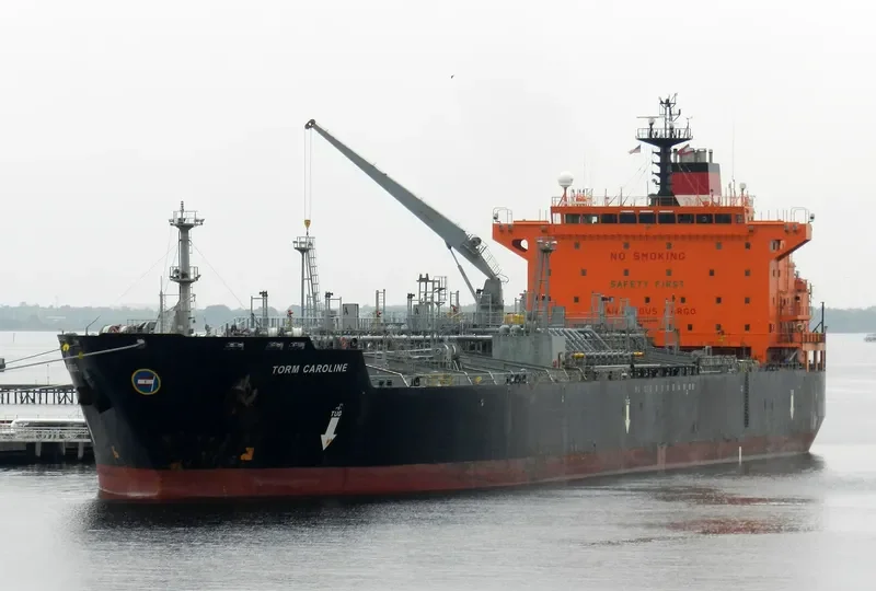 TORM CAROLINE Tanker IMO 9262091 photo 9
