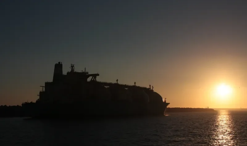 LNG RIVER NIGER General Cargo IMO 9262235 photo 9