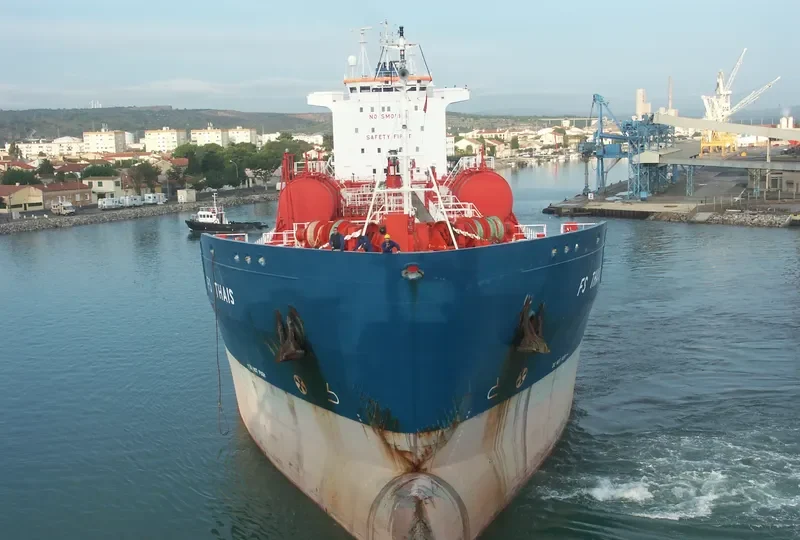 DUKE Tanker IMO 9262259 photo 3
