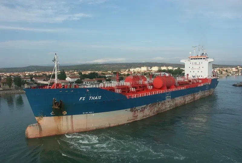 DUKE Tanker IMO 9262259 photo 4