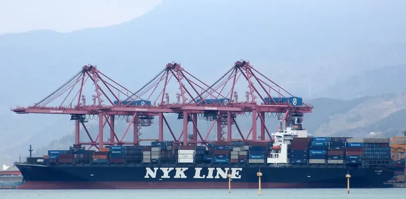 ARGUS Container Ship IMO 9262716 photo 3