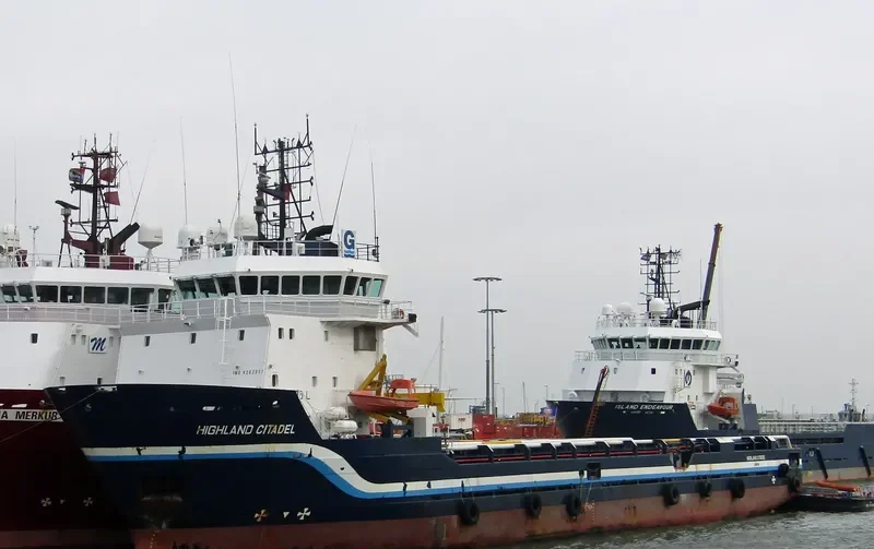 DENAR EXPLORER Offshore Vessel IMO 9262857 photo 4