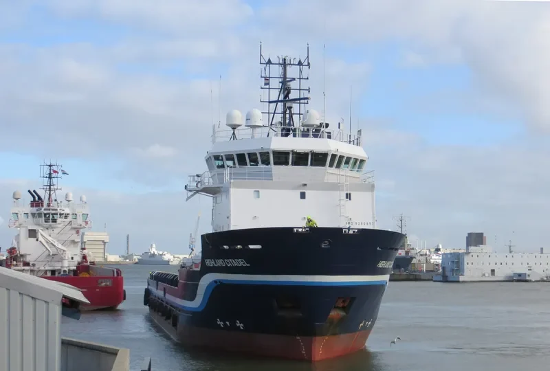 DENAR EXPLORER Offshore Vessel IMO 9262857 photo 10