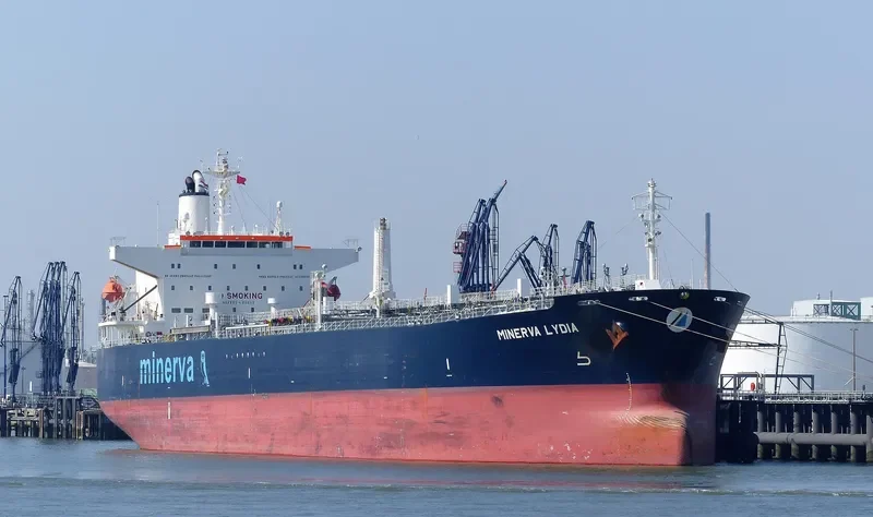 MINERVA LYDIA Tanker IMO 9262900 photo 2