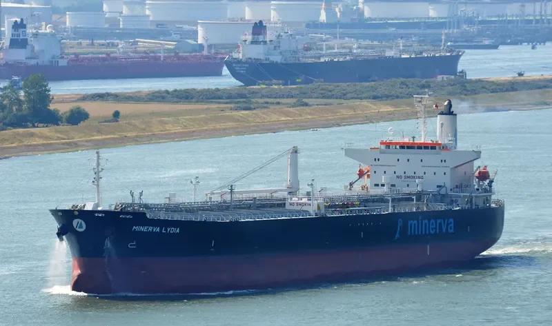 MINERVA LYDIA Tanker IMO 9262900 photo 4