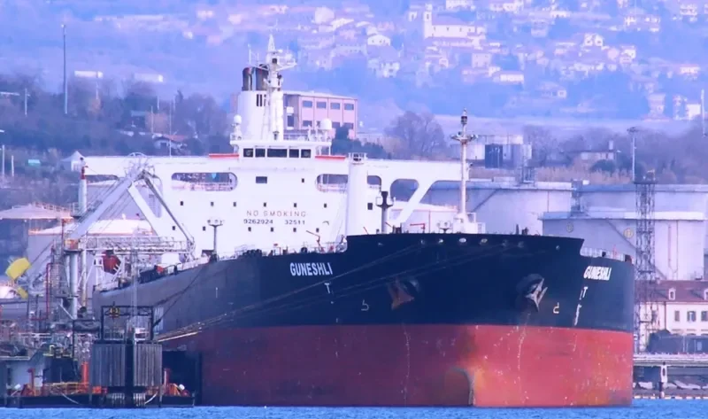 LINDA I Tanker IMO 9262924 photo 5