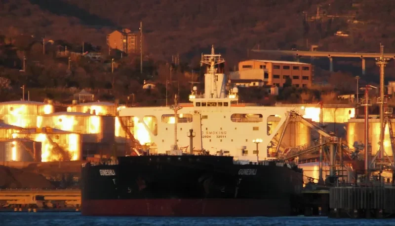 LINDA I Tanker IMO 9262924 photo 8