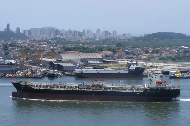 CARP Tanker IMO 9263136 photo 7