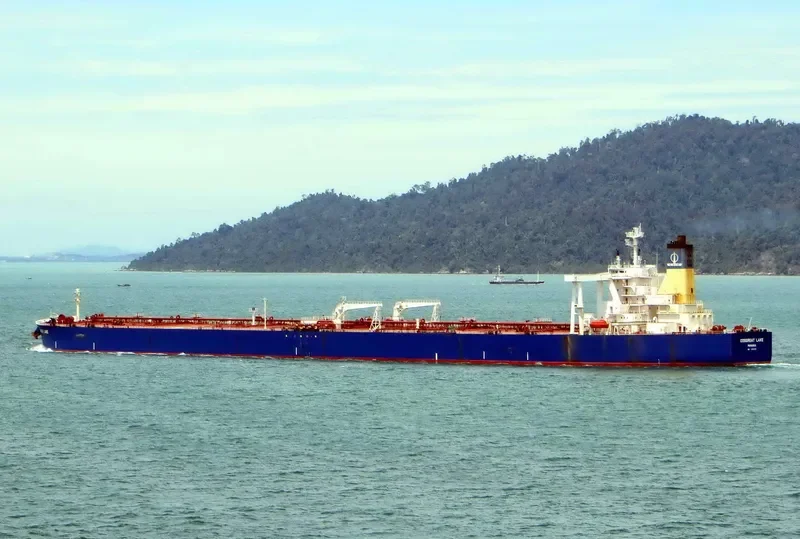 COSGREAT LAKE Tanker IMO 9263215 photo 3