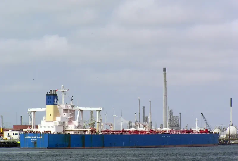 COSBRIGHT LAKE Tanker IMO 9263227 photo 3