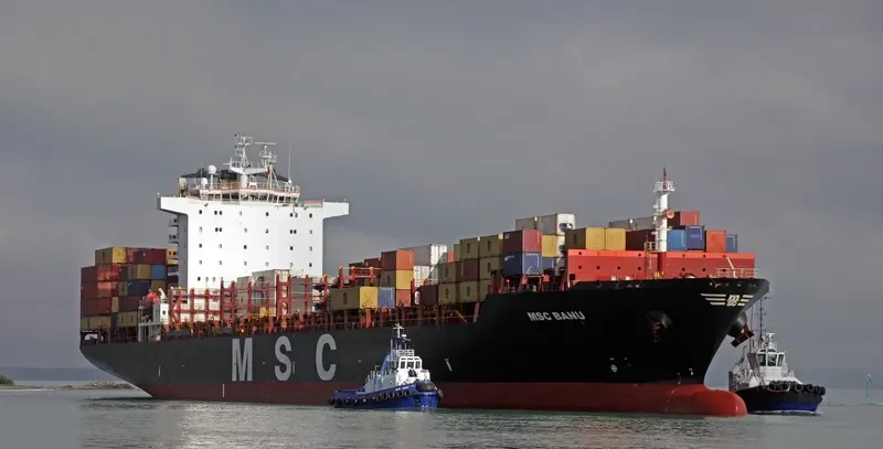 MSC BANU Container Ship IMO 9263332 photo 7