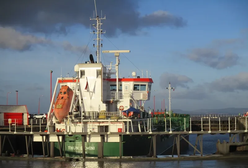 THUN GEMINI Tanker IMO 9263590 photo 3