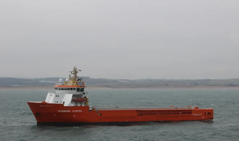 NORMAND FLIPPER Offshore Vessel IMO 9263631 photo 6