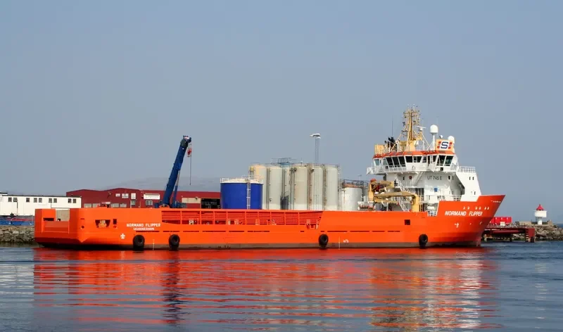 NORMAND FLIPPER Offshore Vessel IMO 9263631 photo 7