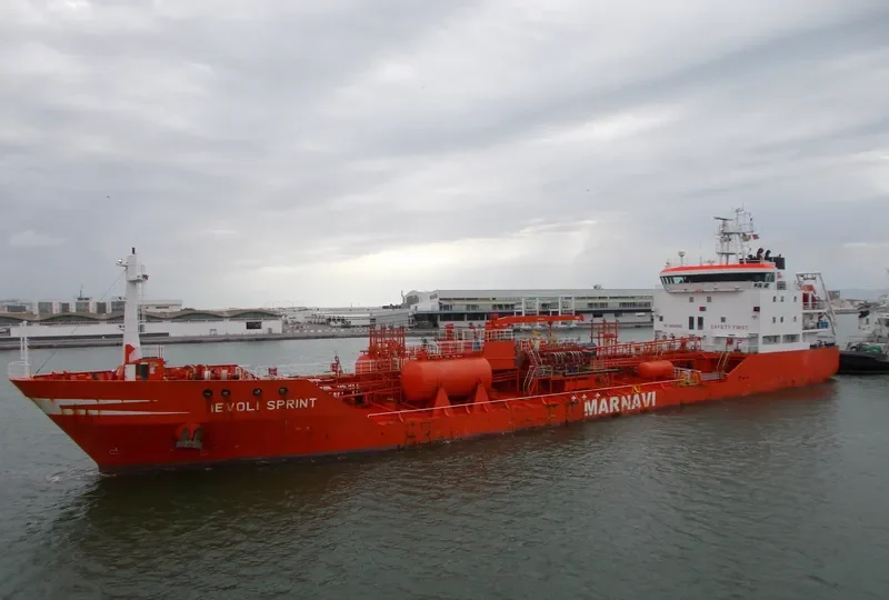 IEVOLI SPRINT Tanker IMO 9263722 photo 3