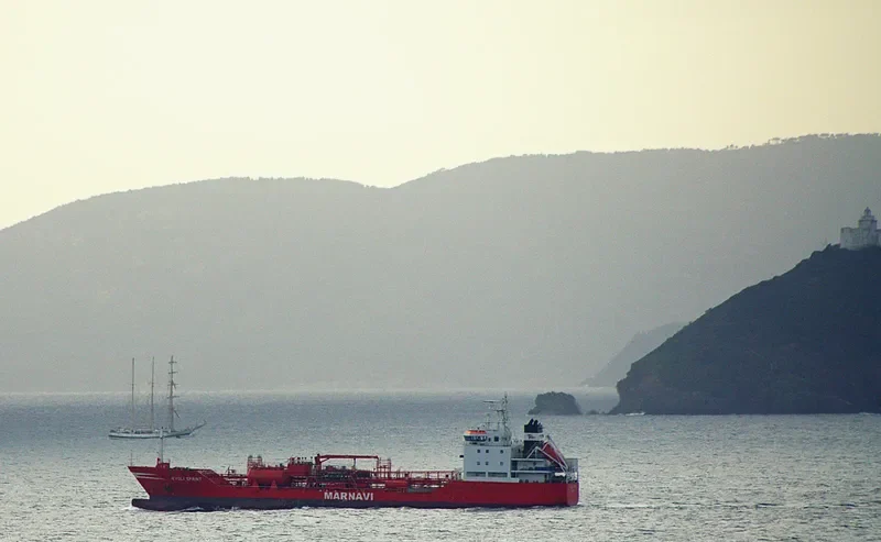 IEVOLI SPRINT Tanker IMO 9263722 photo 7