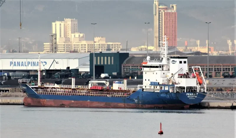 PEARL T Tanker IMO 9264166 photo 2