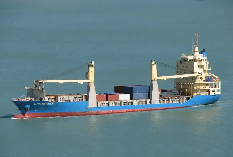CAPITAINE WALLIS Container Ship IMO 9264207 photo 3