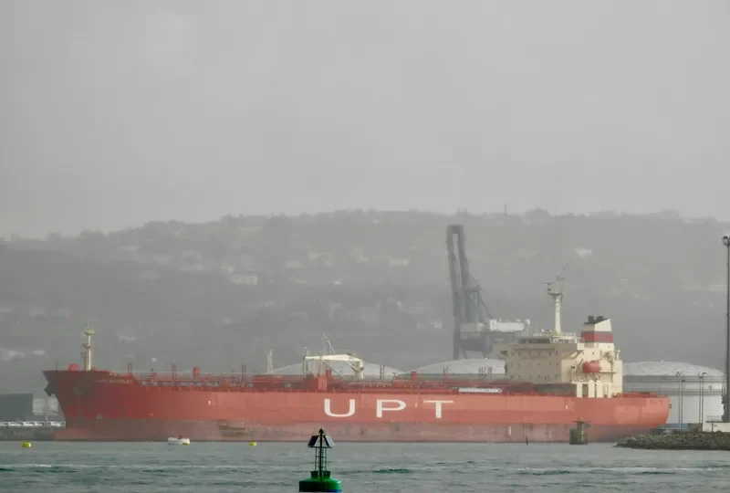 CAPE BRADLEY Tanker IMO 9264271 photo 2