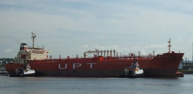 CAPE BRADLEY Tanker IMO 9264271 photo 8