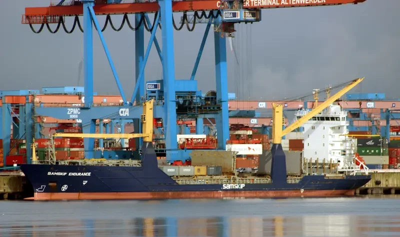 SAMSKIP ENDURANCE Container Ship IMO 9264726 photo 9