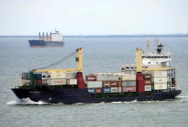 OCEAN OPPORTUNITY Container Ship IMO 9264752 photo 3
