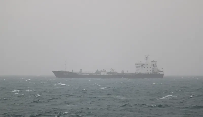 AIN ZEFT Tanker IMO 9265380 photo 7
