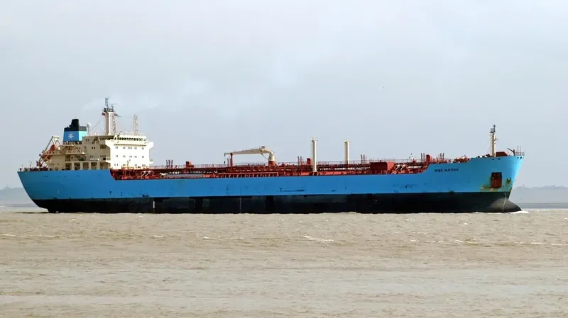 SUPREME STAR Tanker IMO 9265407 photo 3