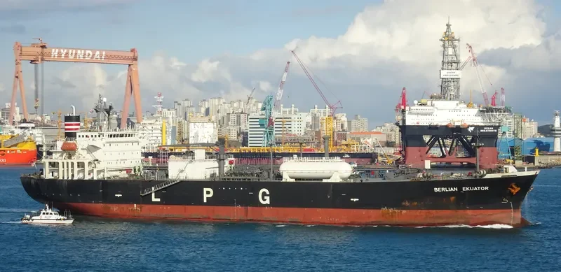 BERLIAN EKUATOR General Cargo IMO 9265548 photo 3