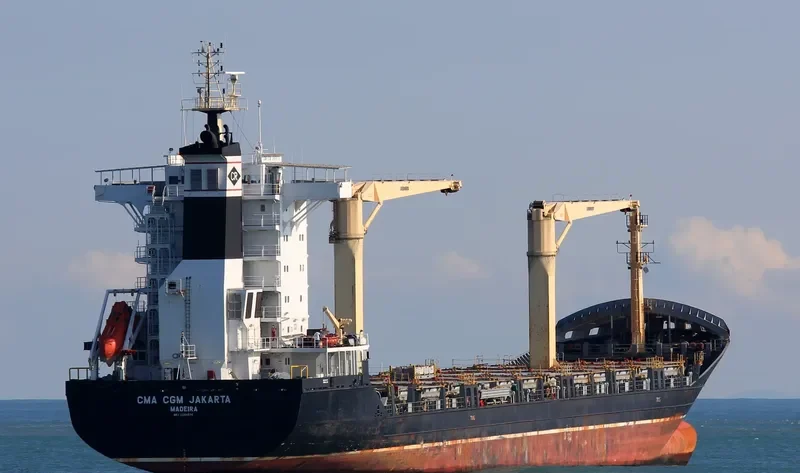 CMA CGM JAKARTA Container Ship IMO 9265574 photo 8