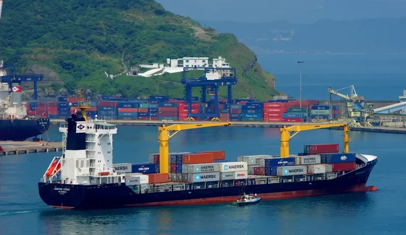 CMA CGM AGADIR Container Ship IMO 9265586 photo 9