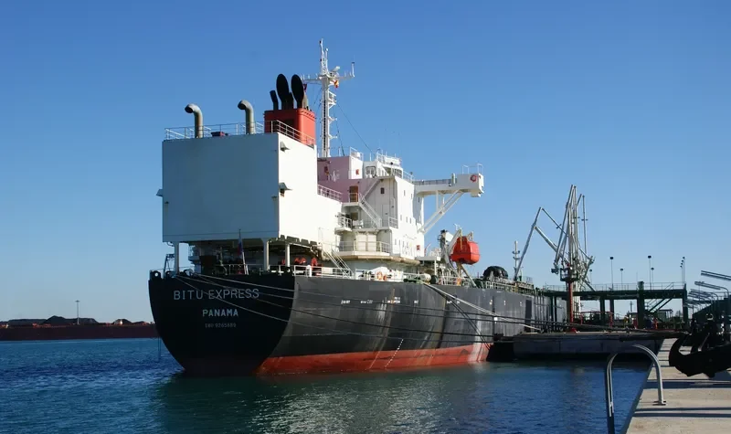BITU EXPRESS Tanker IMO 9265689 photo 9