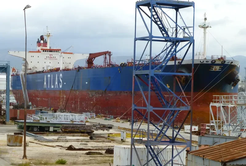 ATLAS VOYAGER Tanker IMO 9265744 photo 7