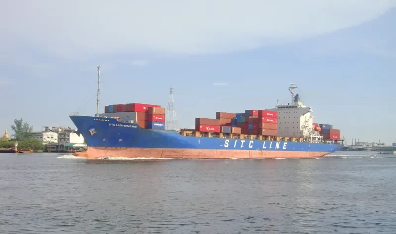 SITC LAEM CHABANG Container Ship IMO 9266102 photo 4