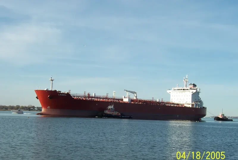 LAUREN Tanker IMO 9266229 photo 4