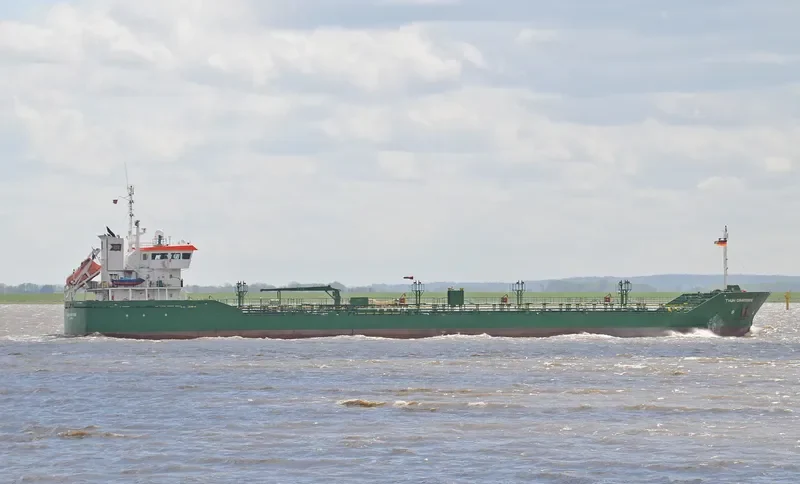 THUN GRATITUDE Tanker IMO 9266413 photo 7