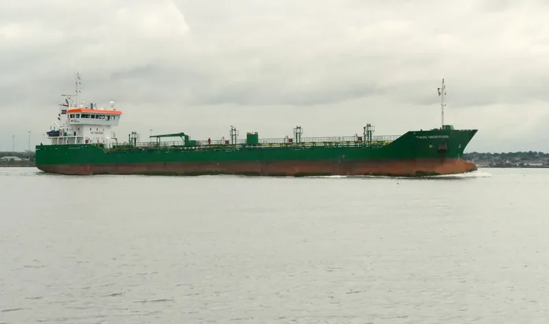 THUN GRATITUDE Tanker IMO 9266413 photo 8