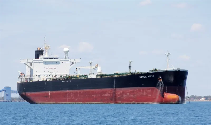 SEA HOLLY Tanker IMO 9266865 photo 6
