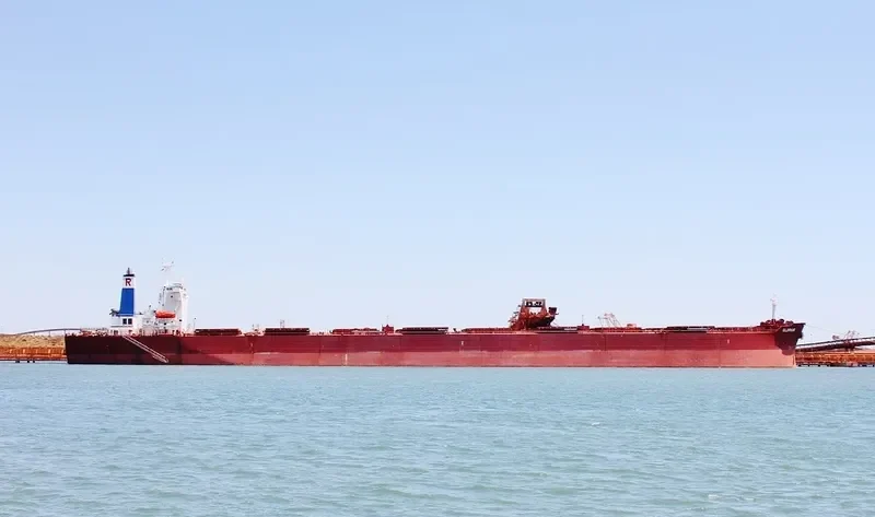 GLORIUSHIP Bulk Carrier IMO 9266944 photo 2