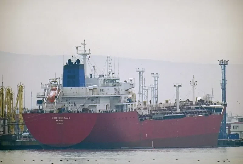 BULL KANGEAN Tanker IMO 9267027 photo 8