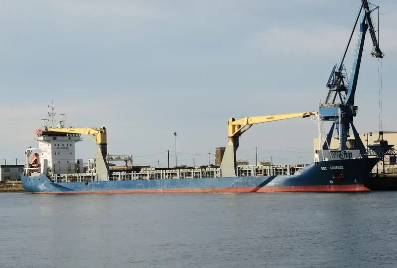 BBC COURAGE General Cargo IMO 9267285 photo 5