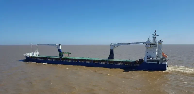 BERING Container Ship IMO 9267297 photo 2